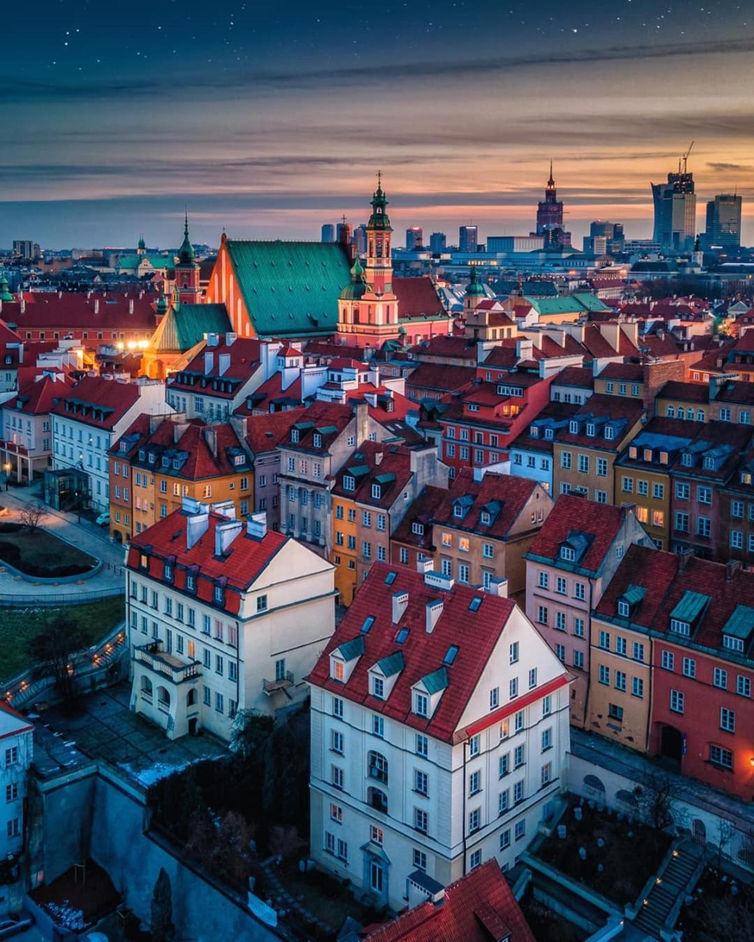 Sawa 6 Metro Fast Wifi 70'tv Panorama Hbo, Netflix, Dsiney+ Warschau