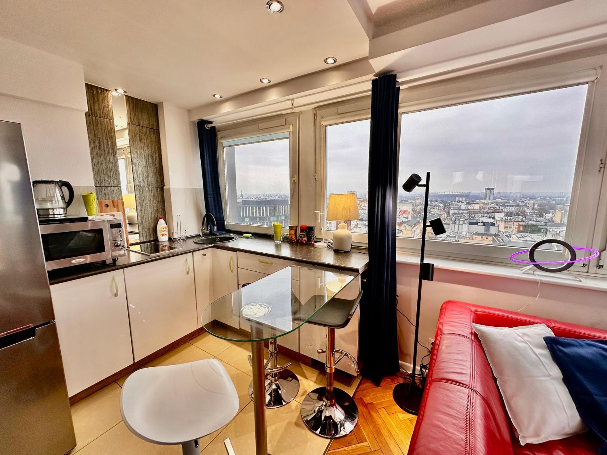 Sawa 6 Metro Fast Wifi 70'tv Panorama Hbo, Netflix, Dsiney+ Appartement